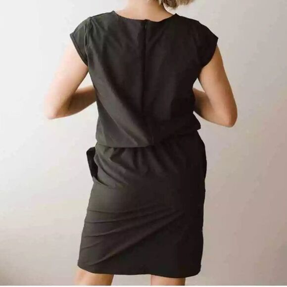 Albion Fit Going Places Cap Sleeve Athleisure Dress in Black Size ST Small Tall - Picture 4 of 14